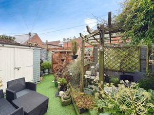 Photo 11- click for photo gallery